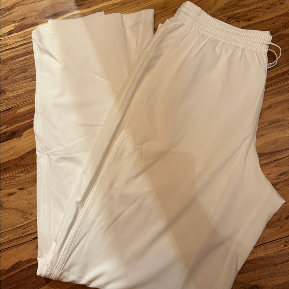 lululemon athletica court rival wide-leg track pant